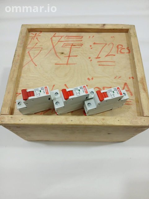 قاطع أوتوماتيك التيار الكهربائي Misr